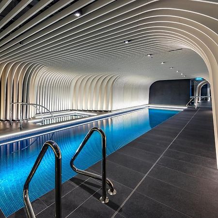 Skye Suites Sydney Exterior foto The pool at The Standard London