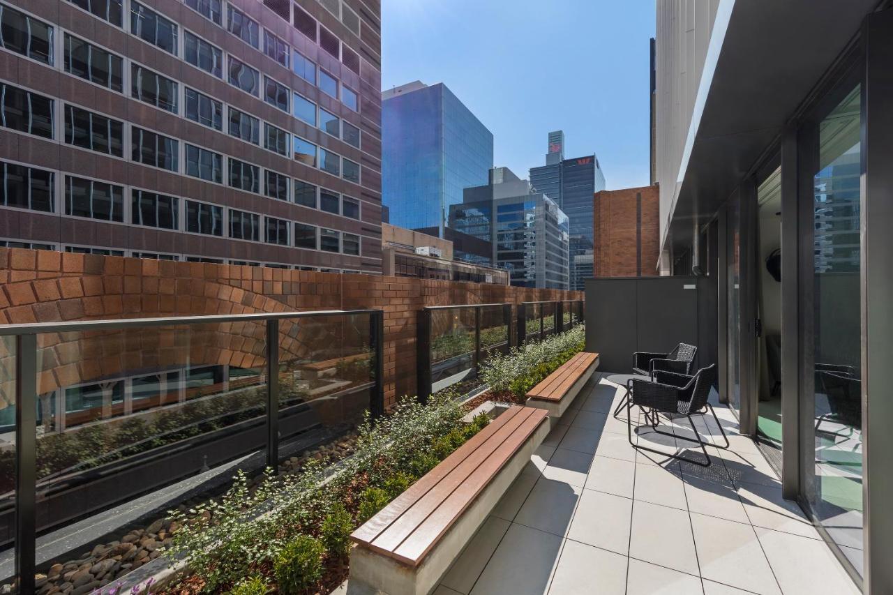 Skye Suites Sydney Exterior foto The rooftop garden
